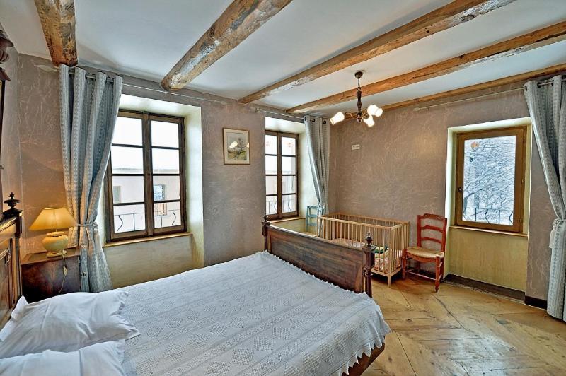 Chateau Du Terrail Montmaur  Ngoại thất bức ảnh